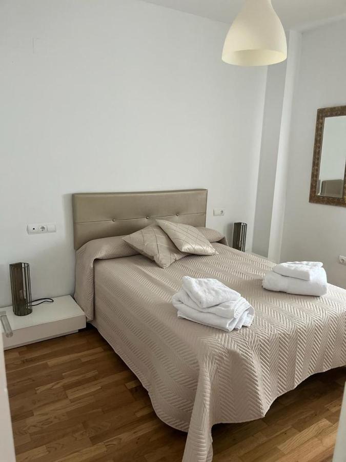 Atico Con Terraza- Solarium Apartment Ecija Bagian luar foto
